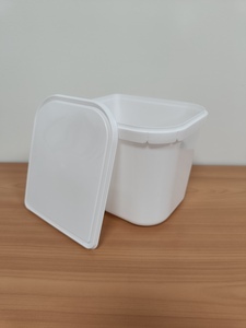 IJsbakken 2.5l met deksel 10 stuks